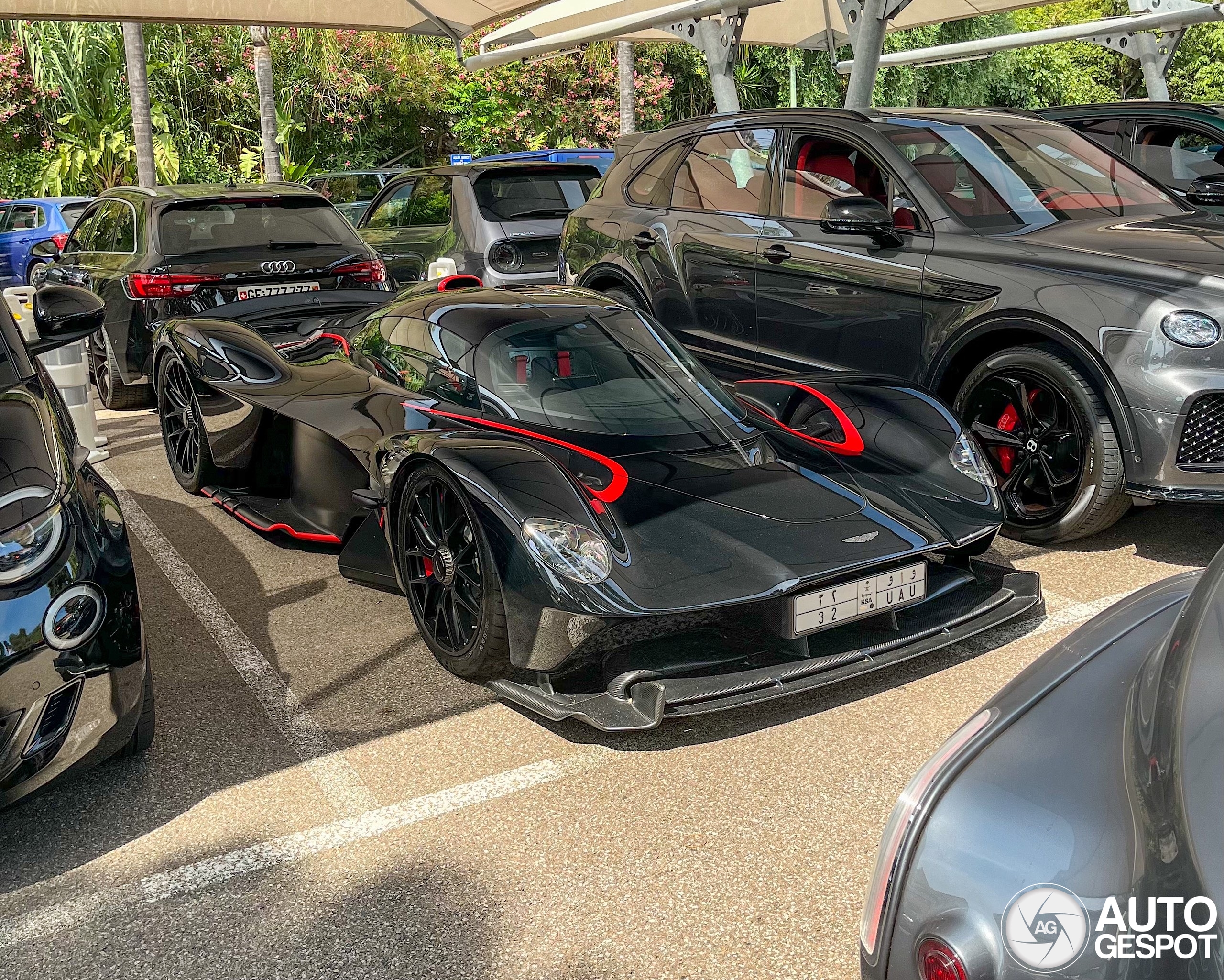 Aston Martin Valkyrie Spider