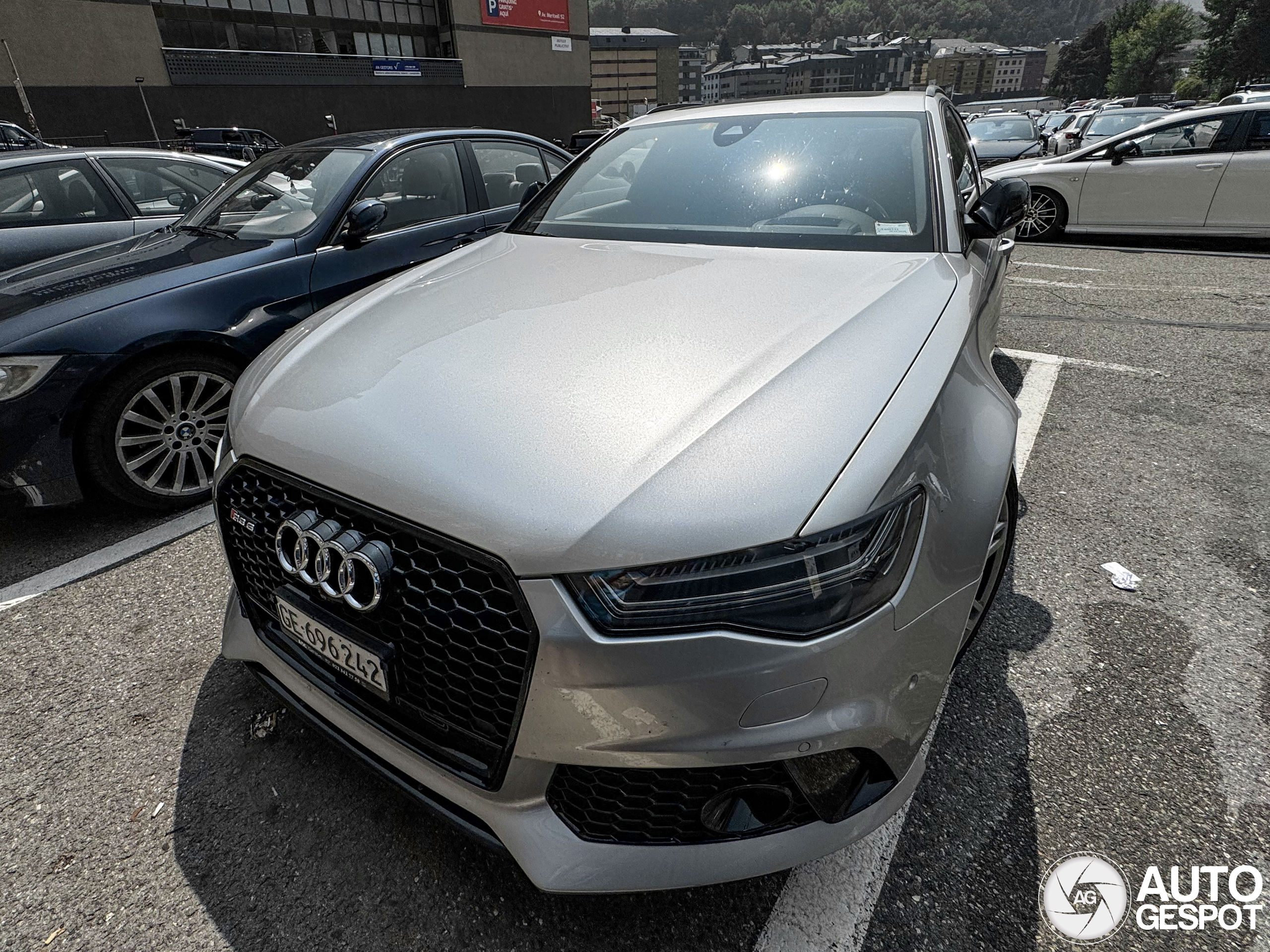 Audi RS6 Avant C7 2015