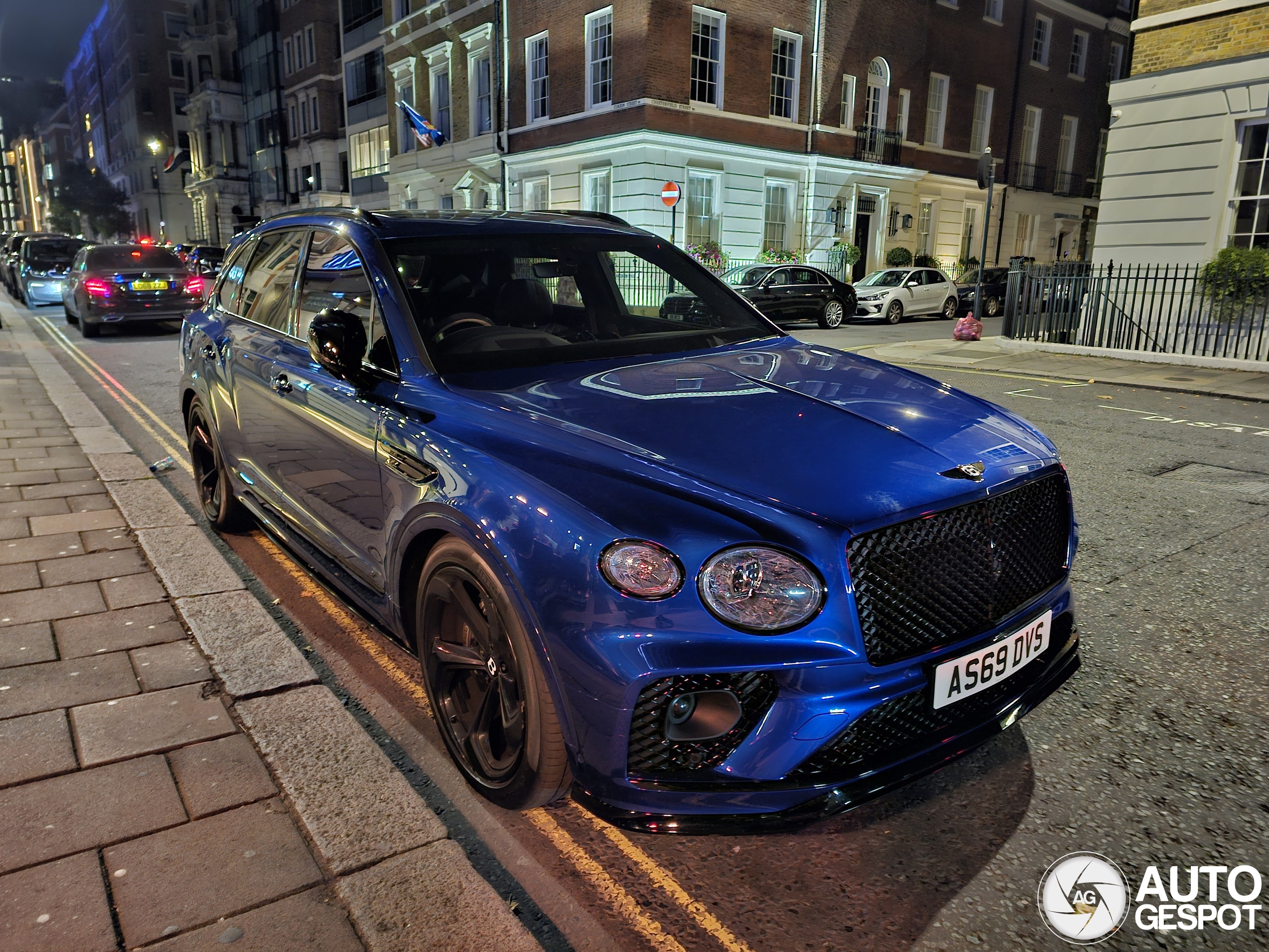 Bentley Bentayga V8 S 2022