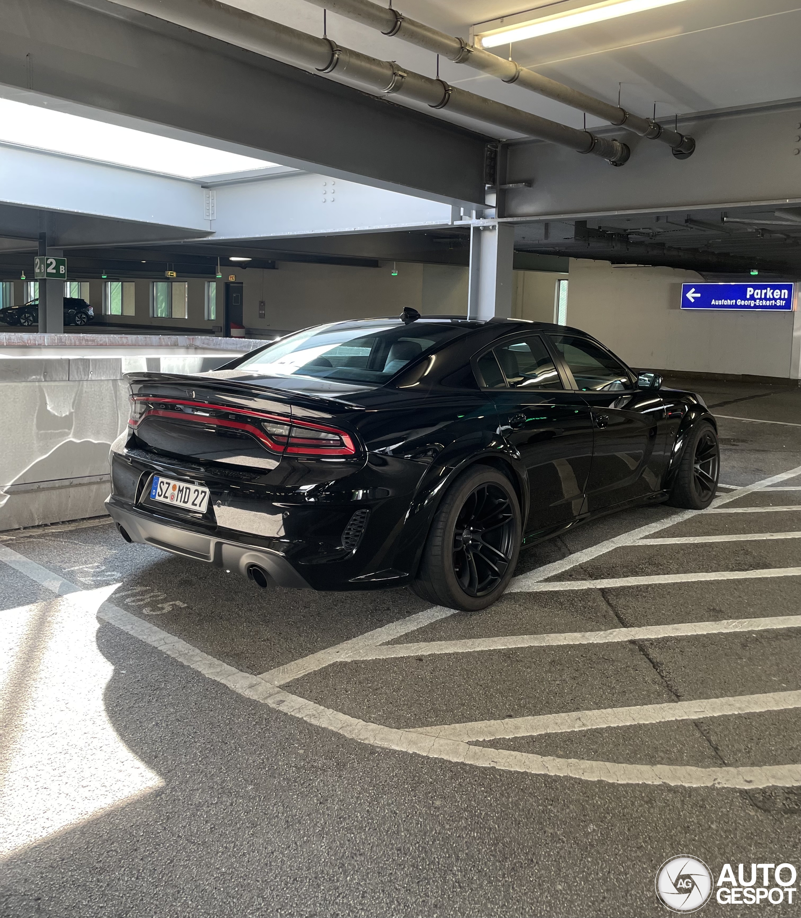 Dodge Charger SRT Hellcat Widebody