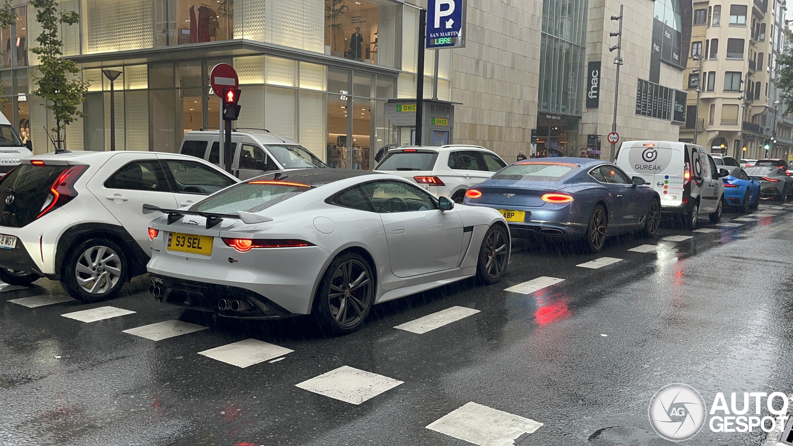 Jaguar F-TYPE SVR Coupé 2017