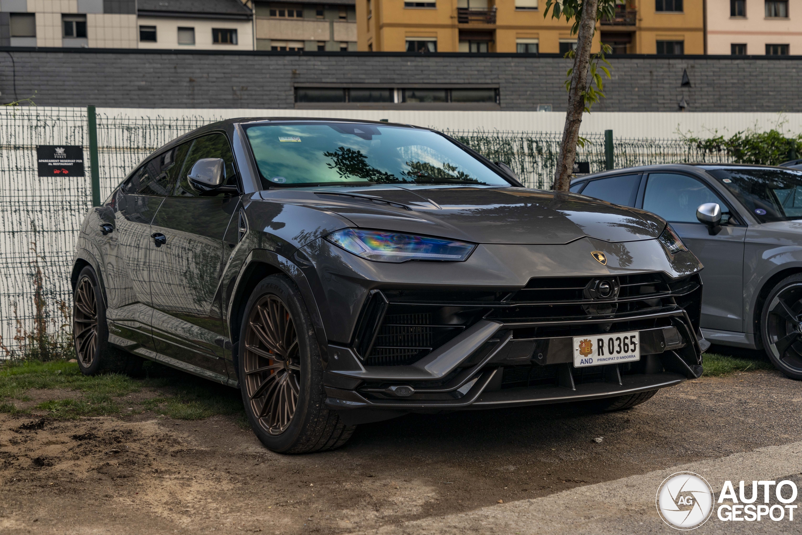 Lamborghini Urus Performante