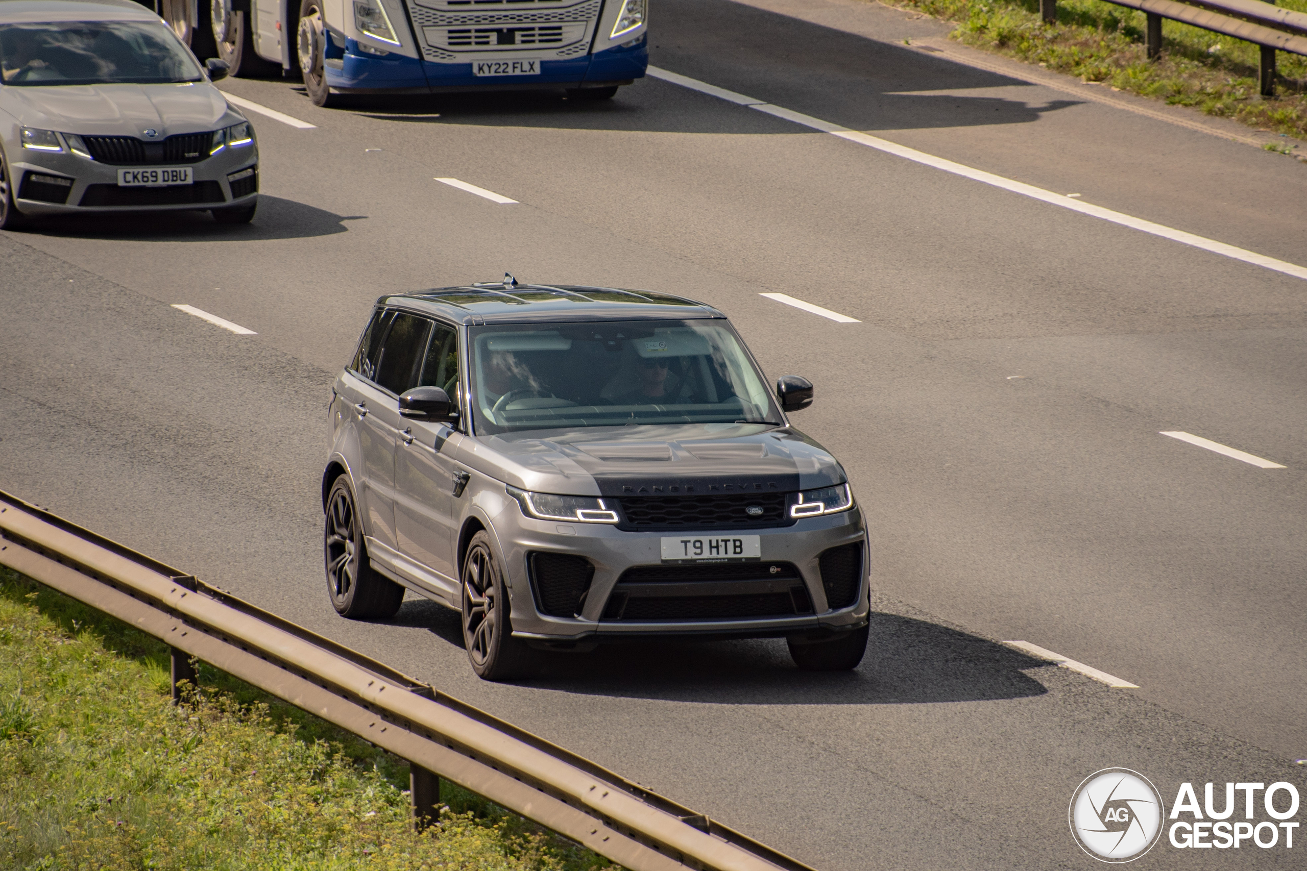 Land Rover Range Rover Sport SVR 2018 Carbon Edition