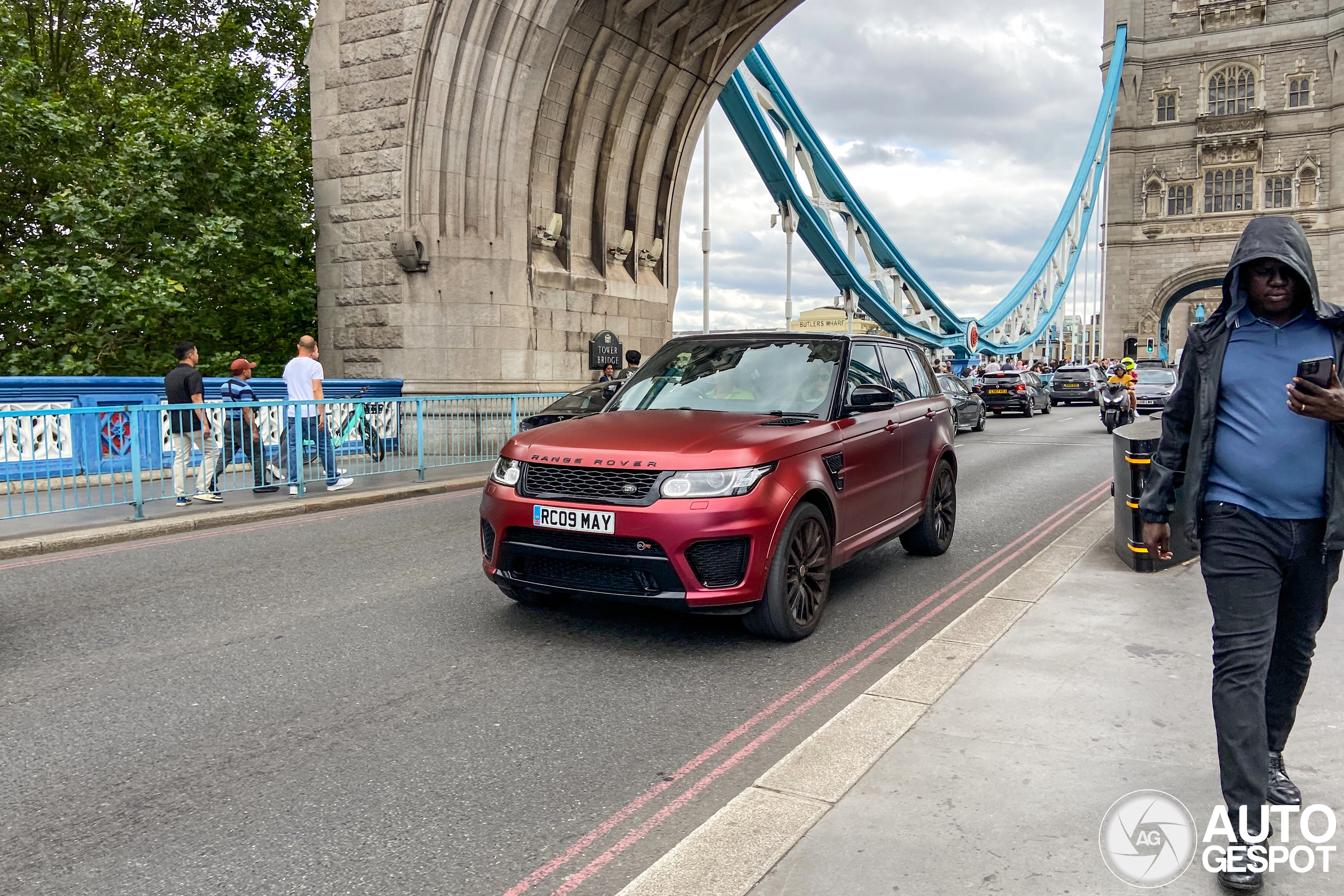 Land Rover Range Rover Sport SVR