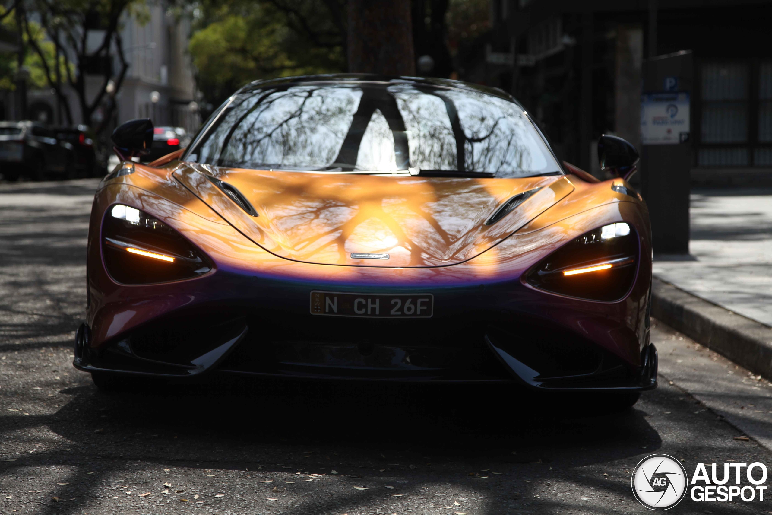 McLaren 765LT Spider