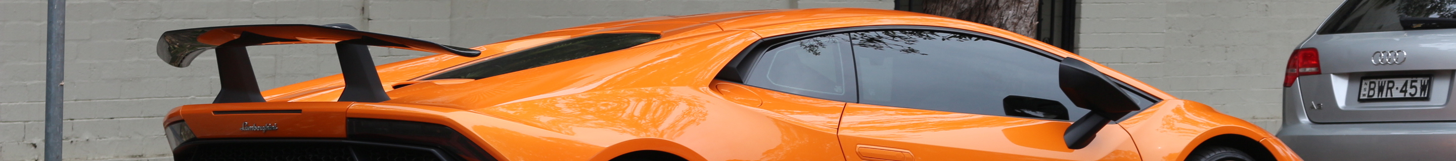 Lamborghini Huracán LP640-4 Performante