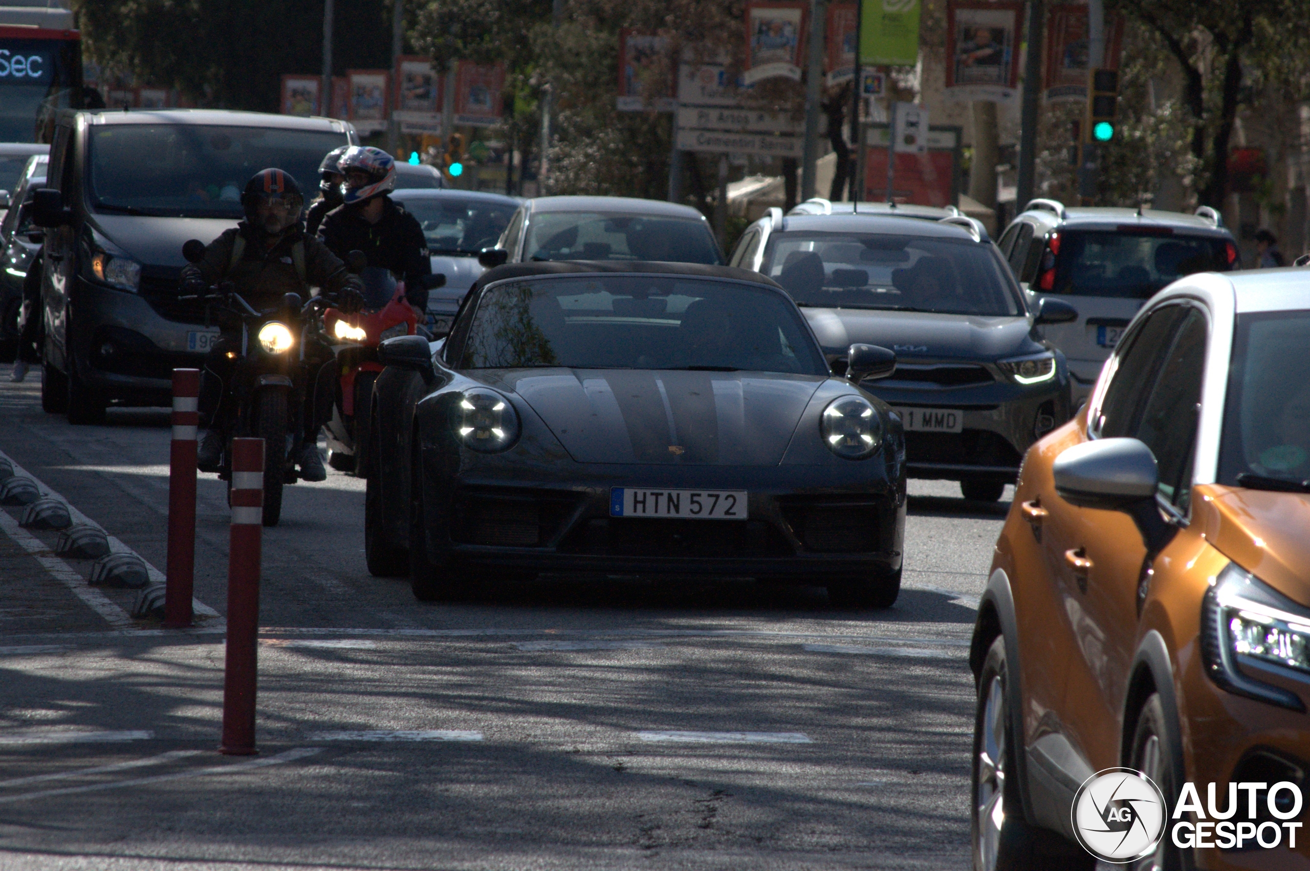 Porsche 992 Carrera 4 GTS Cabriolet