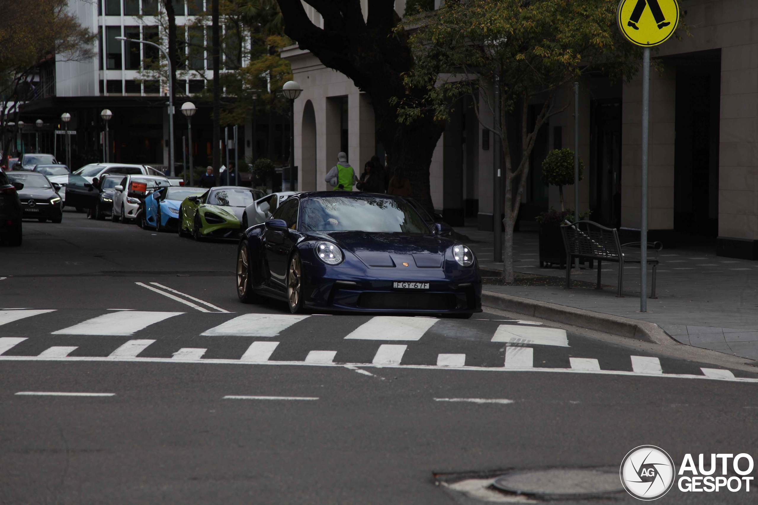 Porsche 992 GT3 Touring