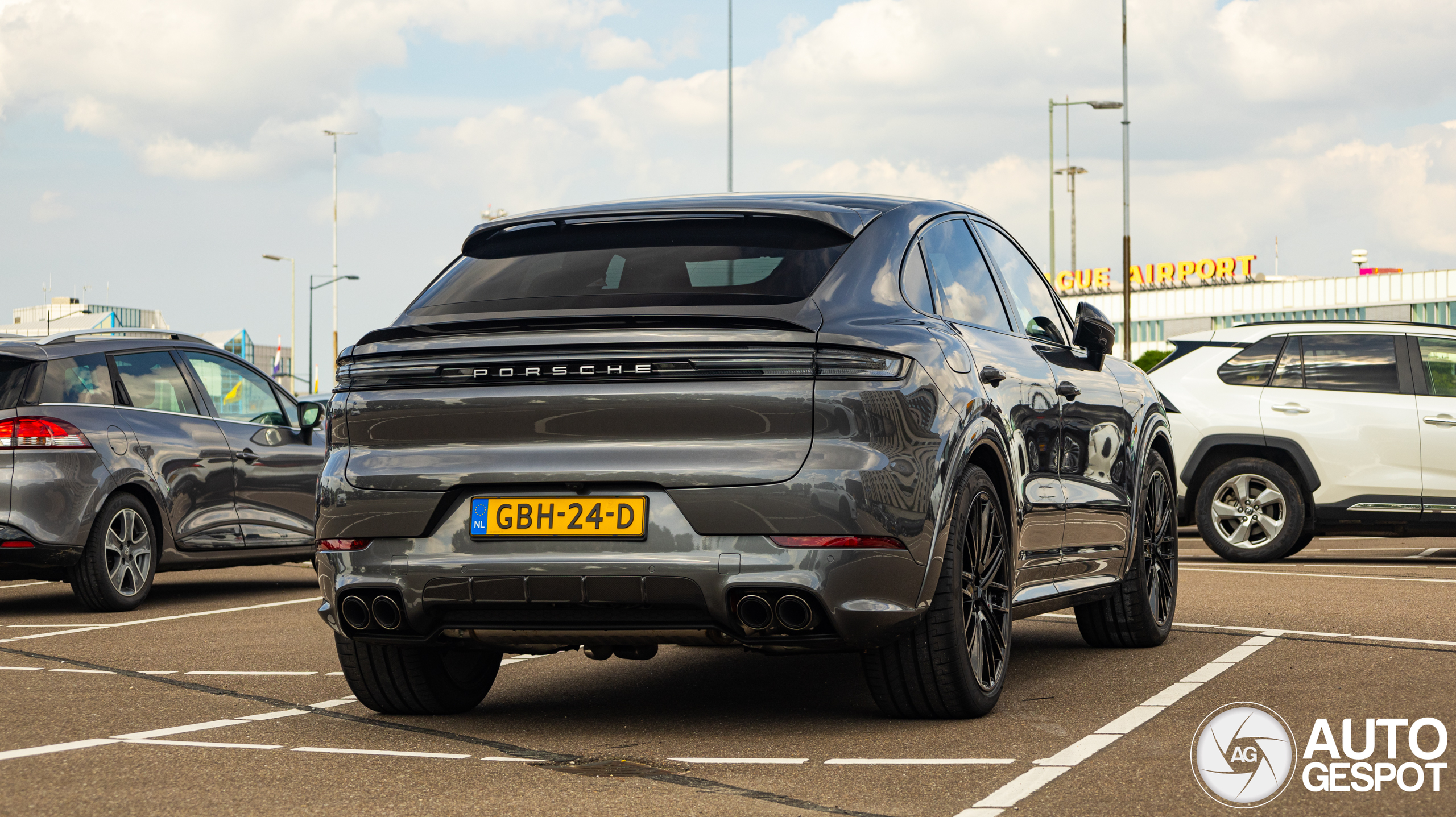 Porsche Cayenne Coupé Turbo E-Hybrid