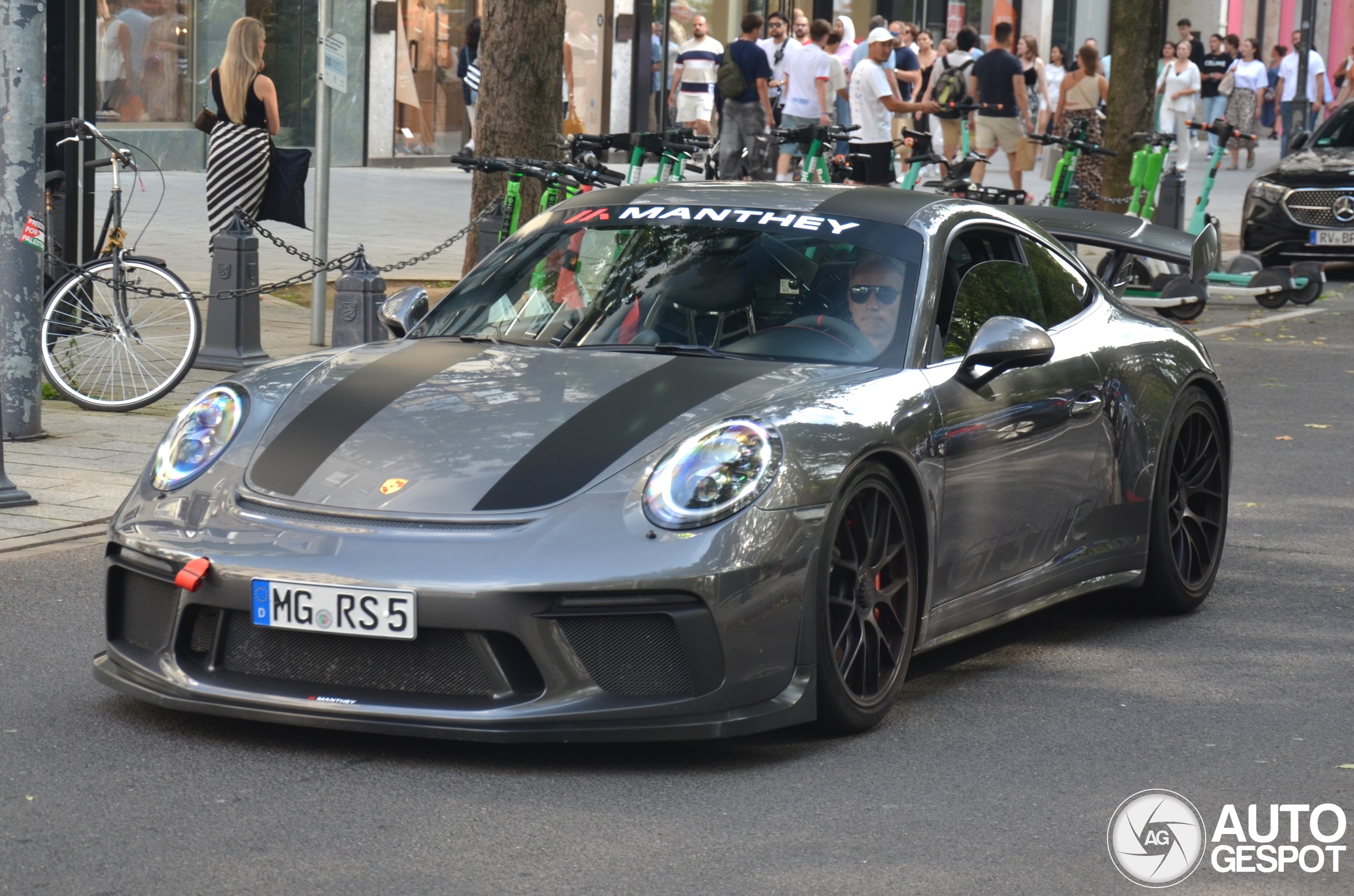 Porsche Manthey Racing 991 GT3 MkII