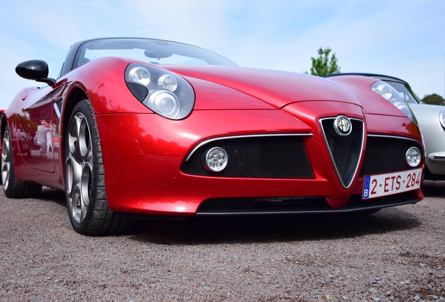 Alfa Romeo 8C Spider