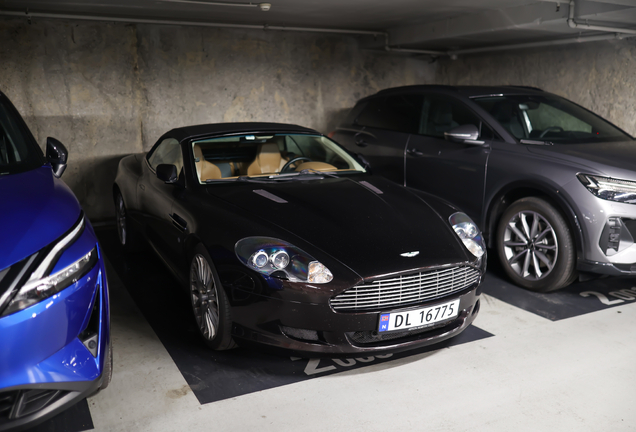 Aston Martin DB9 Volante