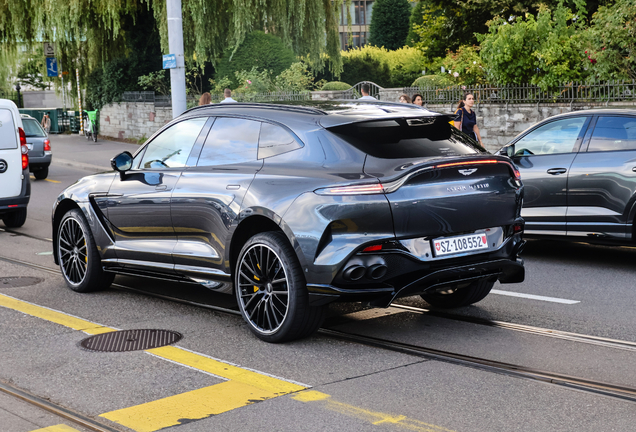 Aston Martin DBX707