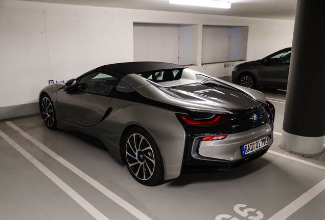 BMW i8 Roadster