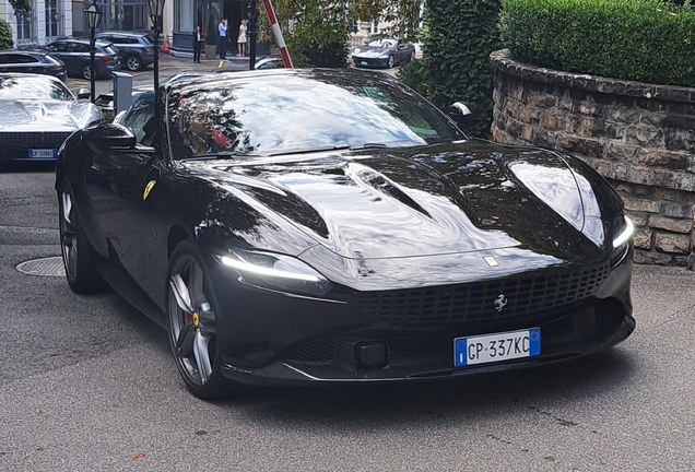 Ferrari Roma Spider