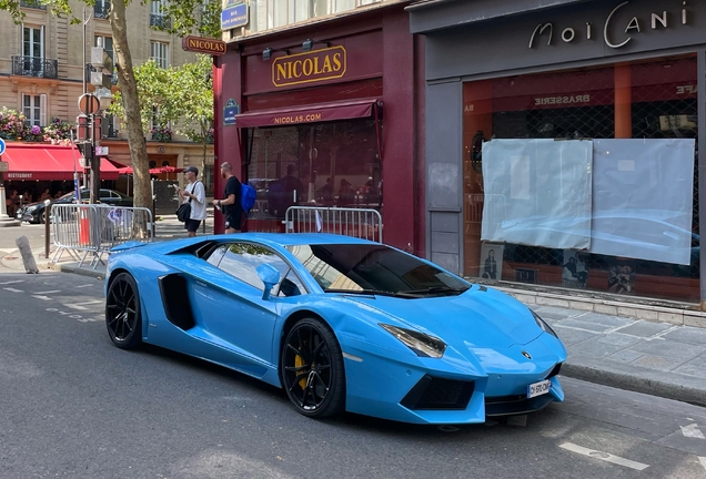 Lamborghini Aventador LP700-4