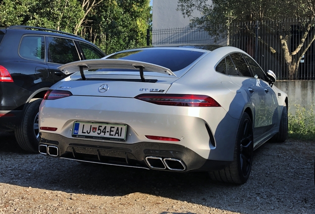 Mercedes-AMG GT 63 S X290