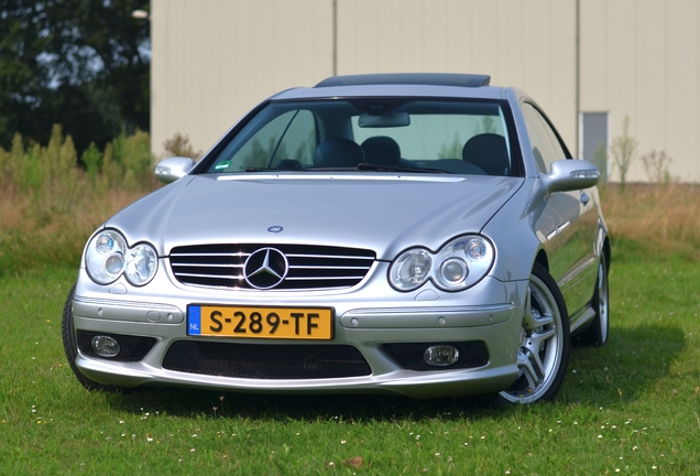 Mercedes-Benz CLK 55 AMG