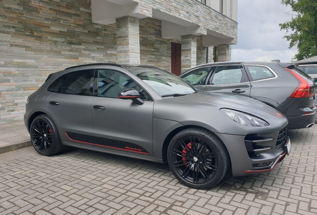 Porsche 95B Macan Turbo Exclusive Performance Edition