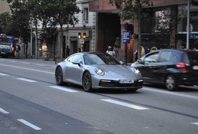 Porsche 992 Carrera 4S