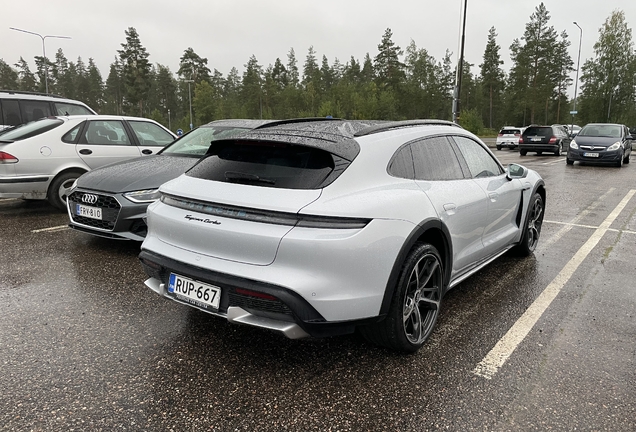 Porsche Taycan Turbo Cross Turismo