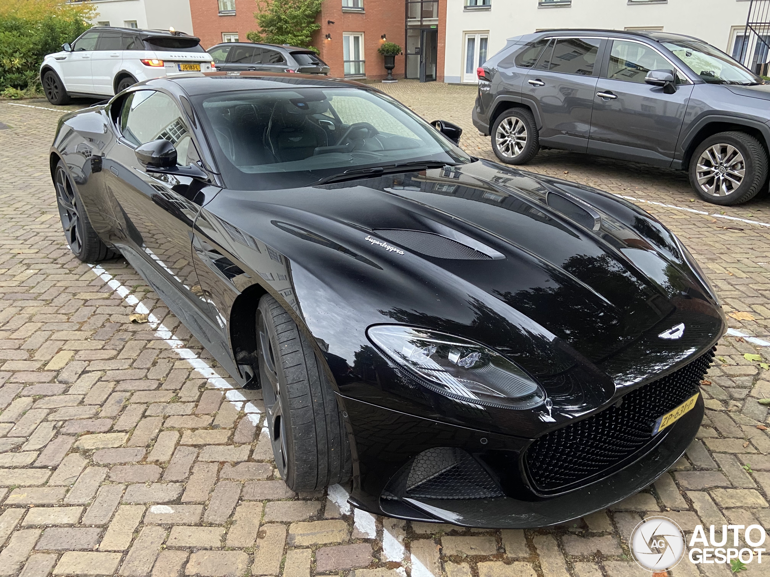 Aston Martin DBS Superleggera