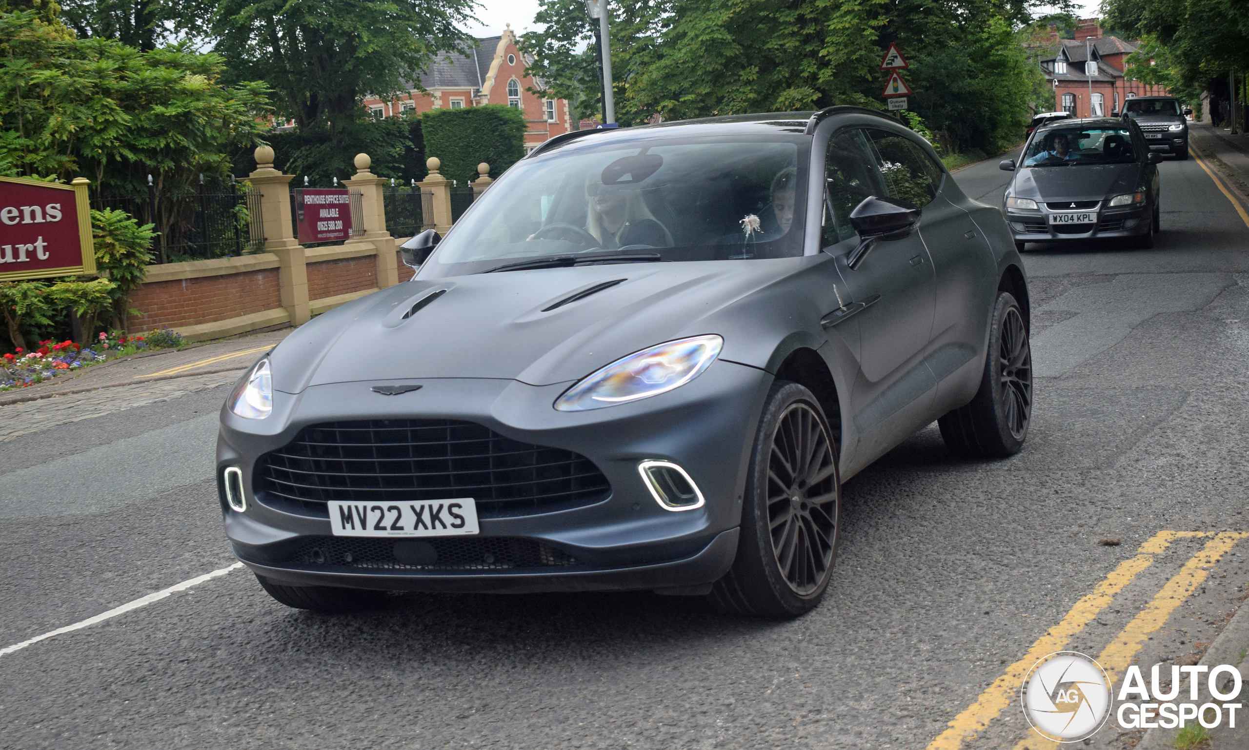 Aston Martin DBX