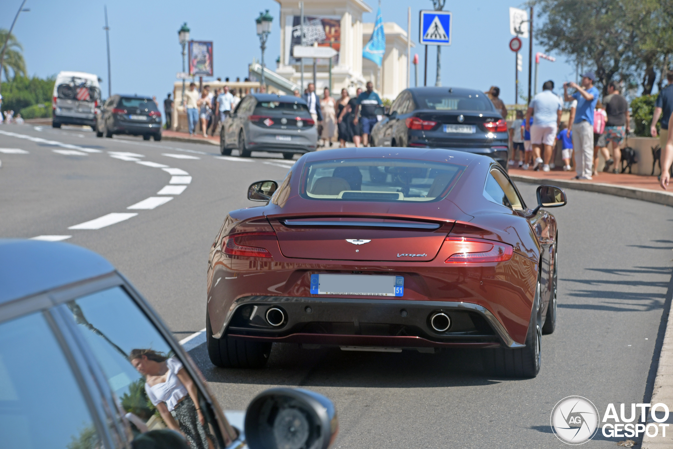 Aston Martin Vanquish 2013