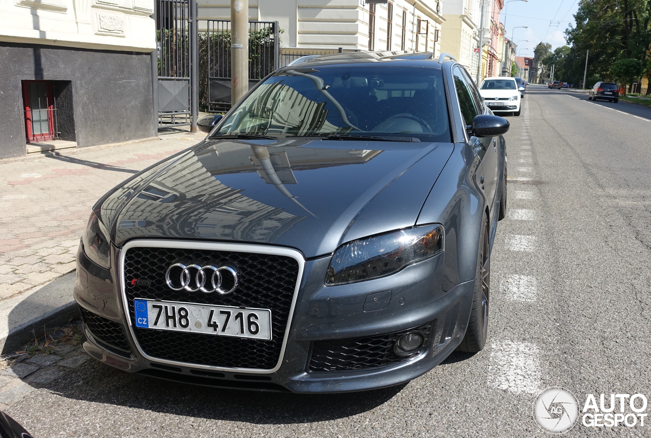 Audi RS4 Avant B7