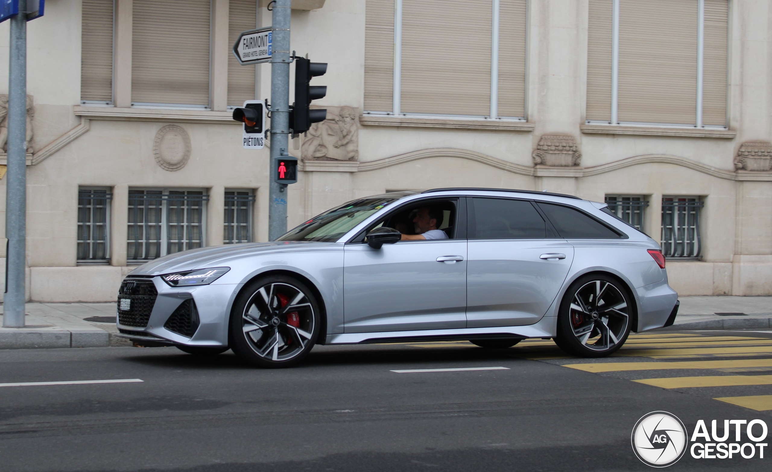 Audi RS6 Avant C8