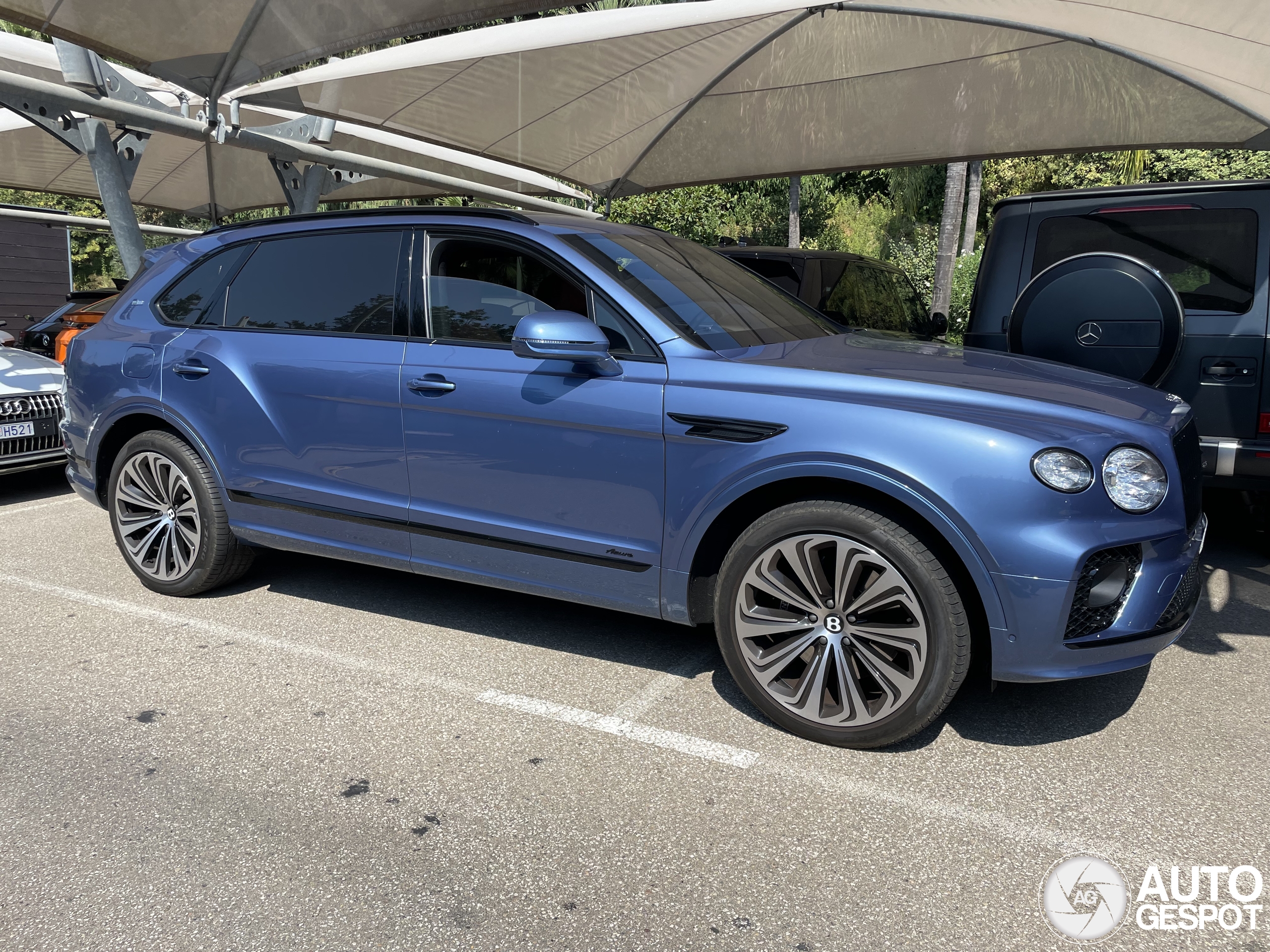 Bentley Bentayga Azure EWB First Edition