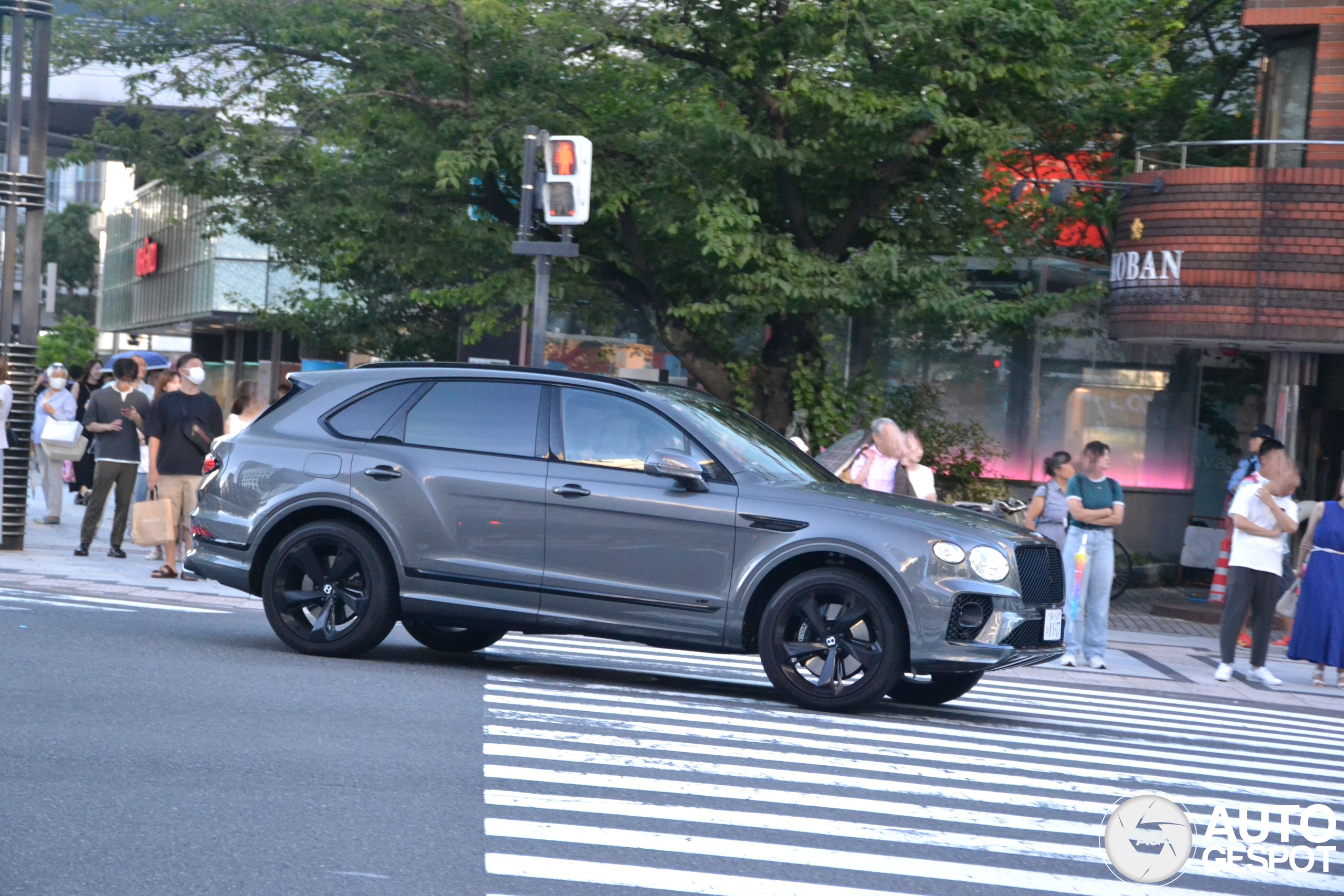 Bentley Bentayga V8 2021