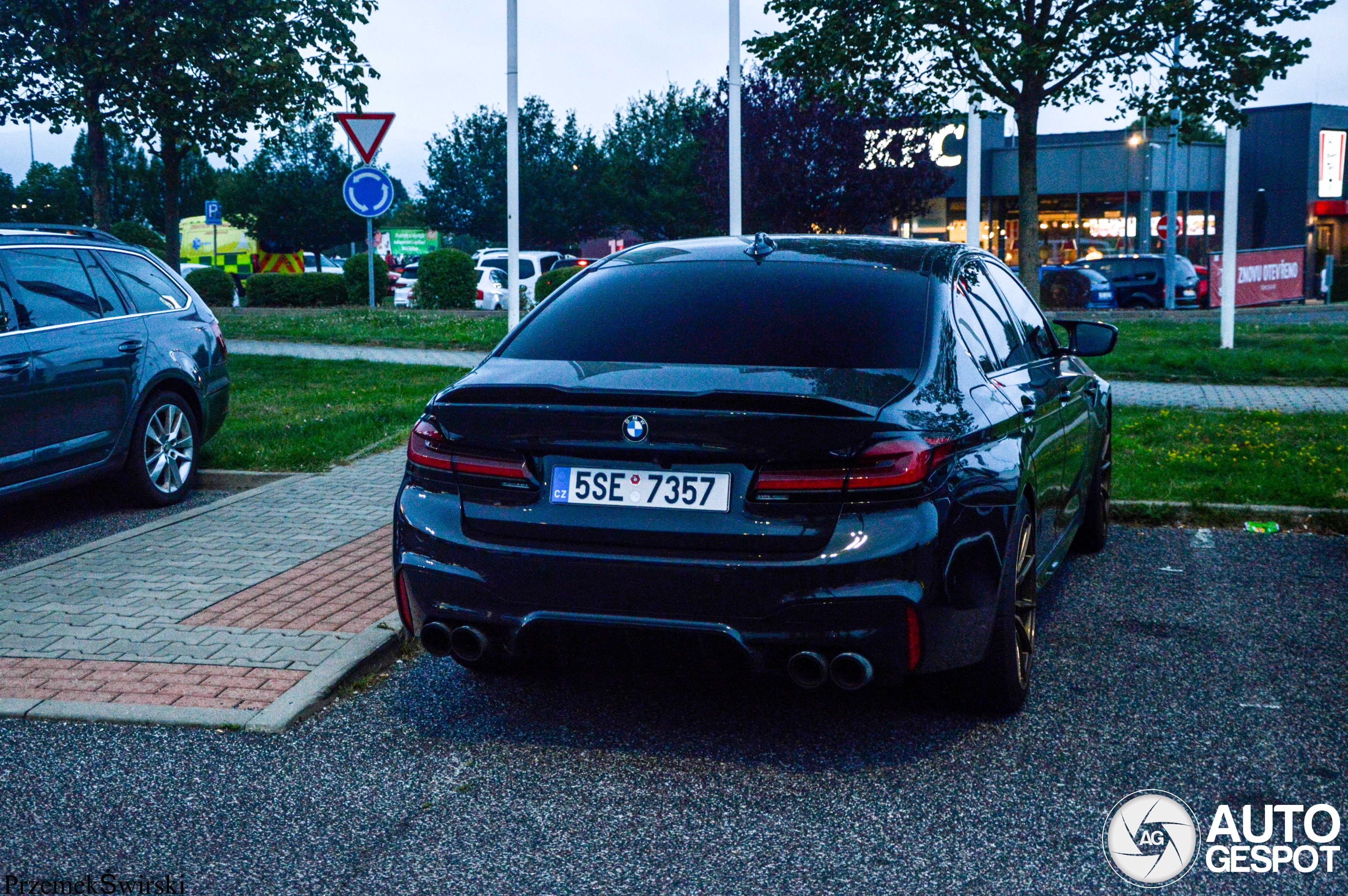 BMW M5 F90