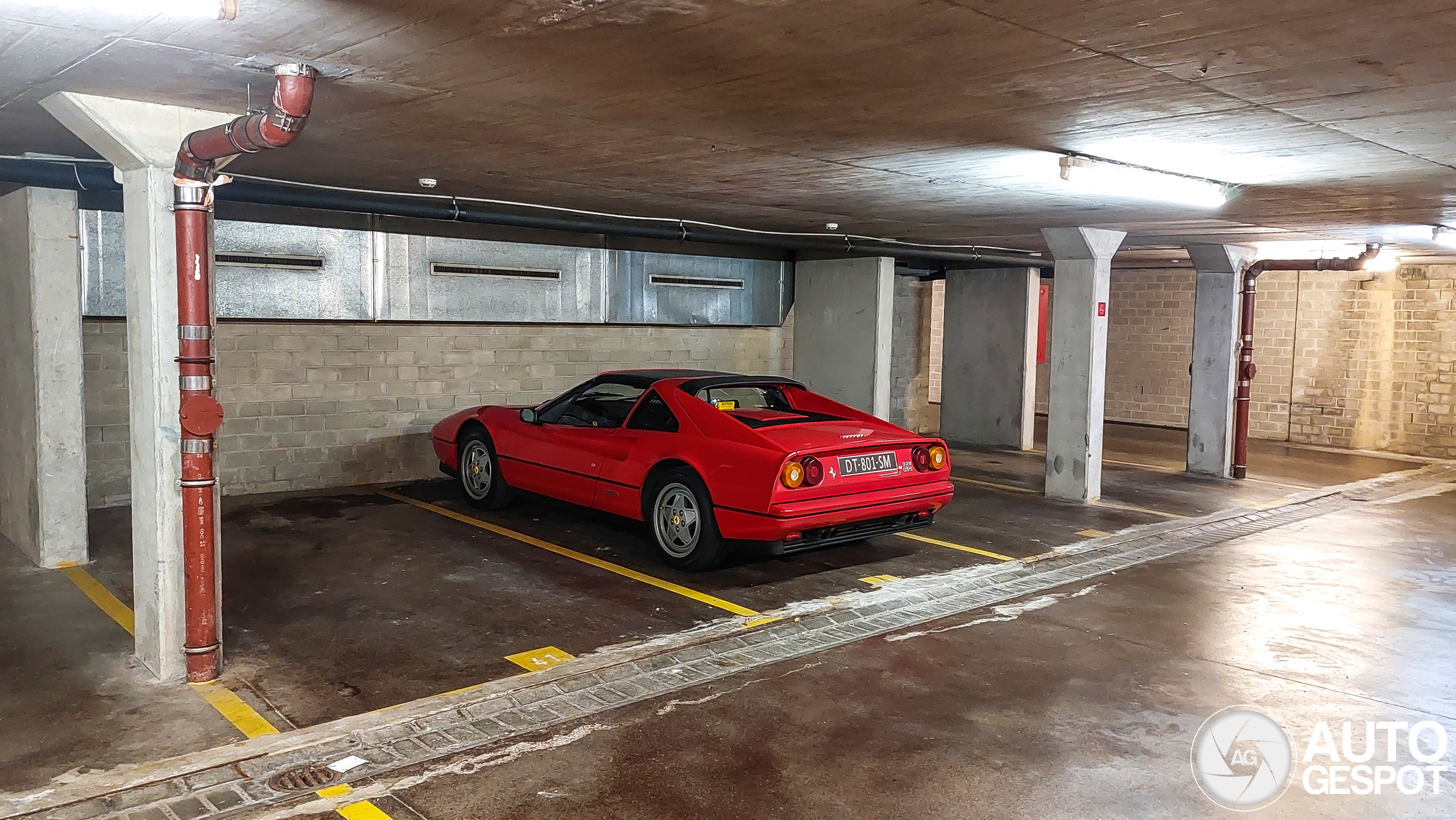 Ferrari 328 GTS