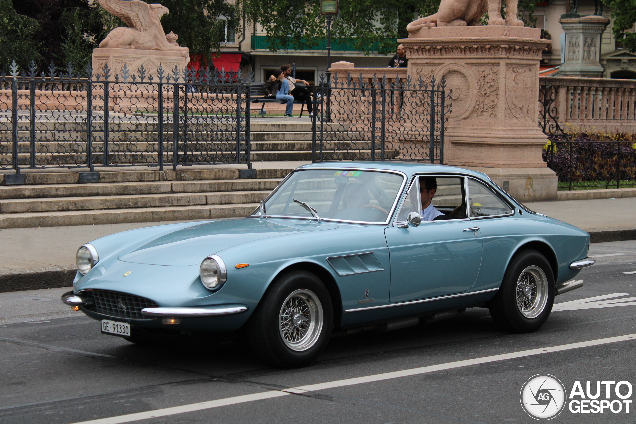 Ferrari 330 GTC