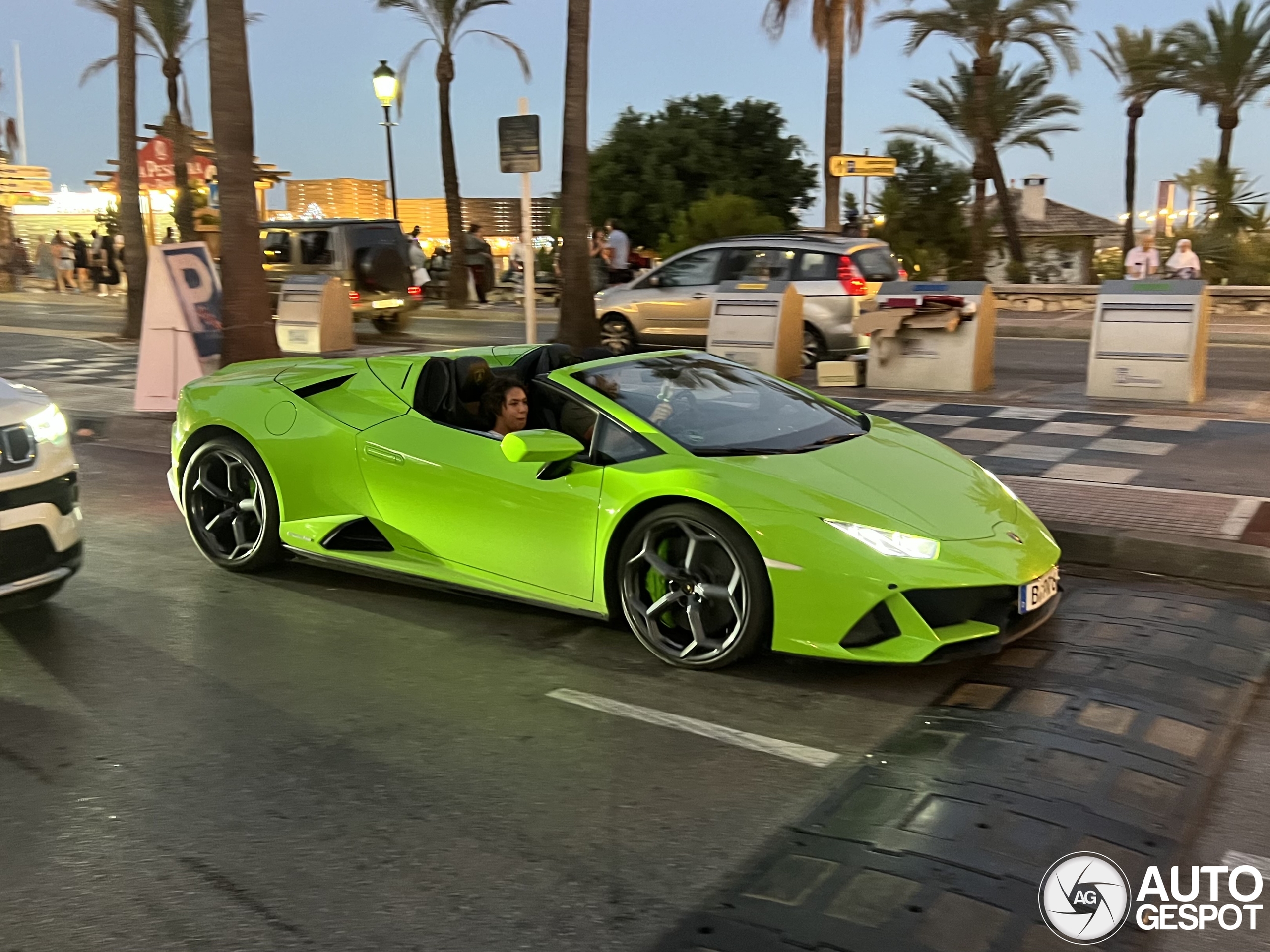 Lamborghini Huracán LP640-4 EVO Spyder