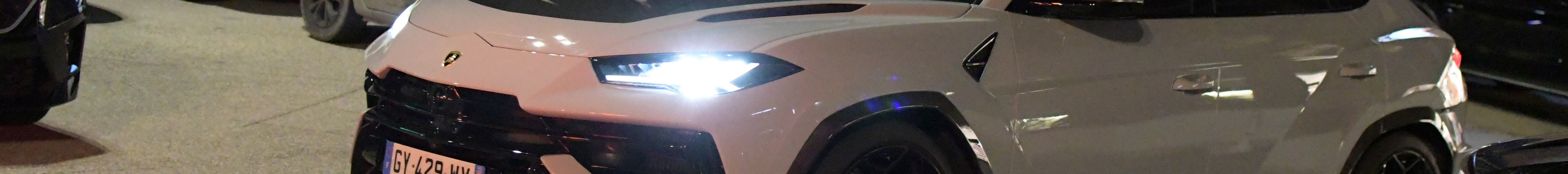 Lamborghini Urus Performante