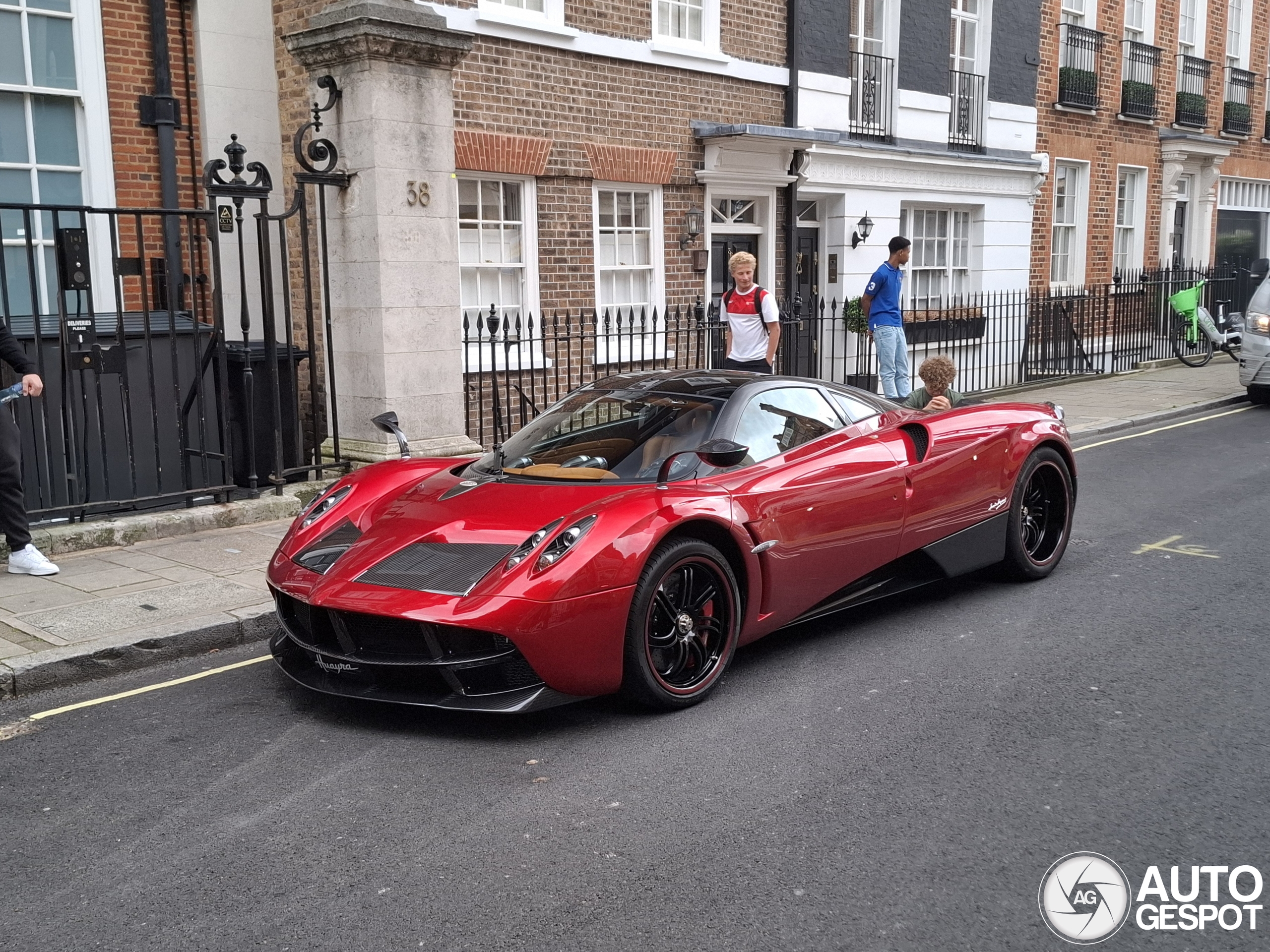 Pagani Huayra