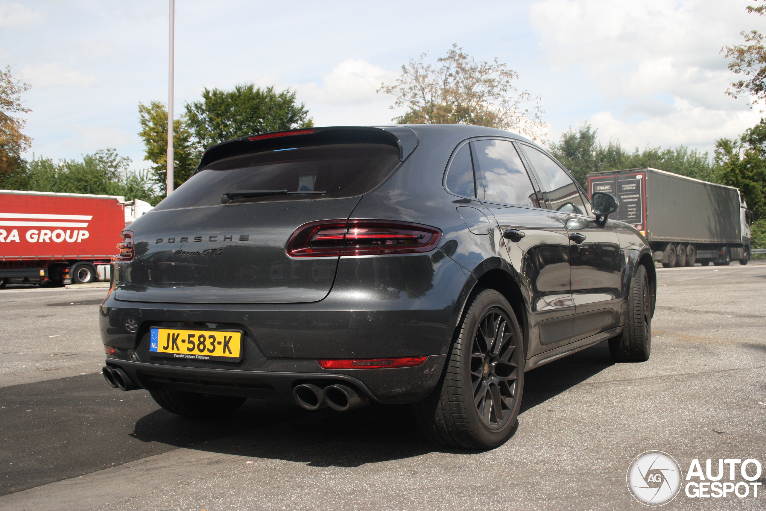 Porsche 95B Macan GTS