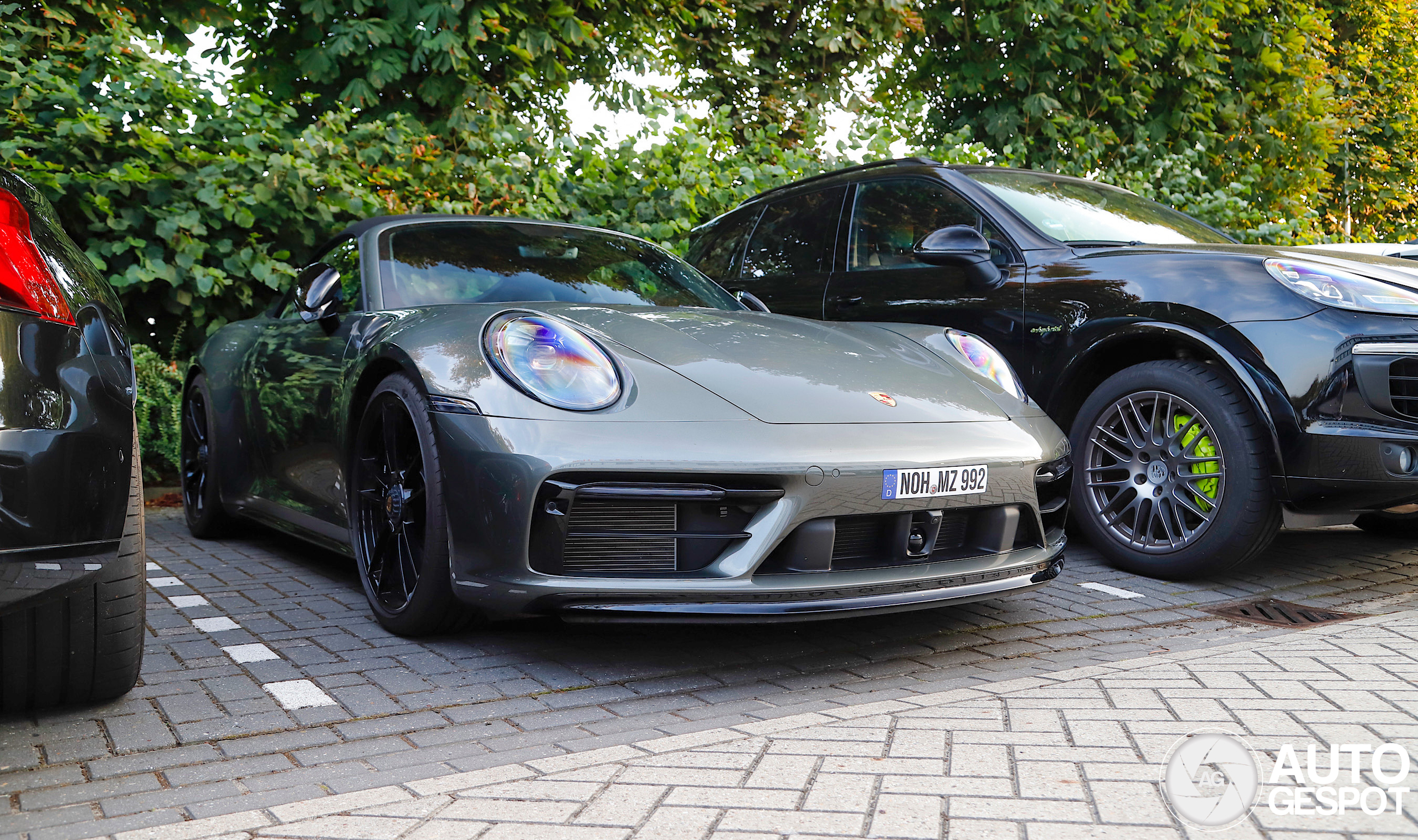 Porsche 992 Carrera 4 GTS Cabriolet