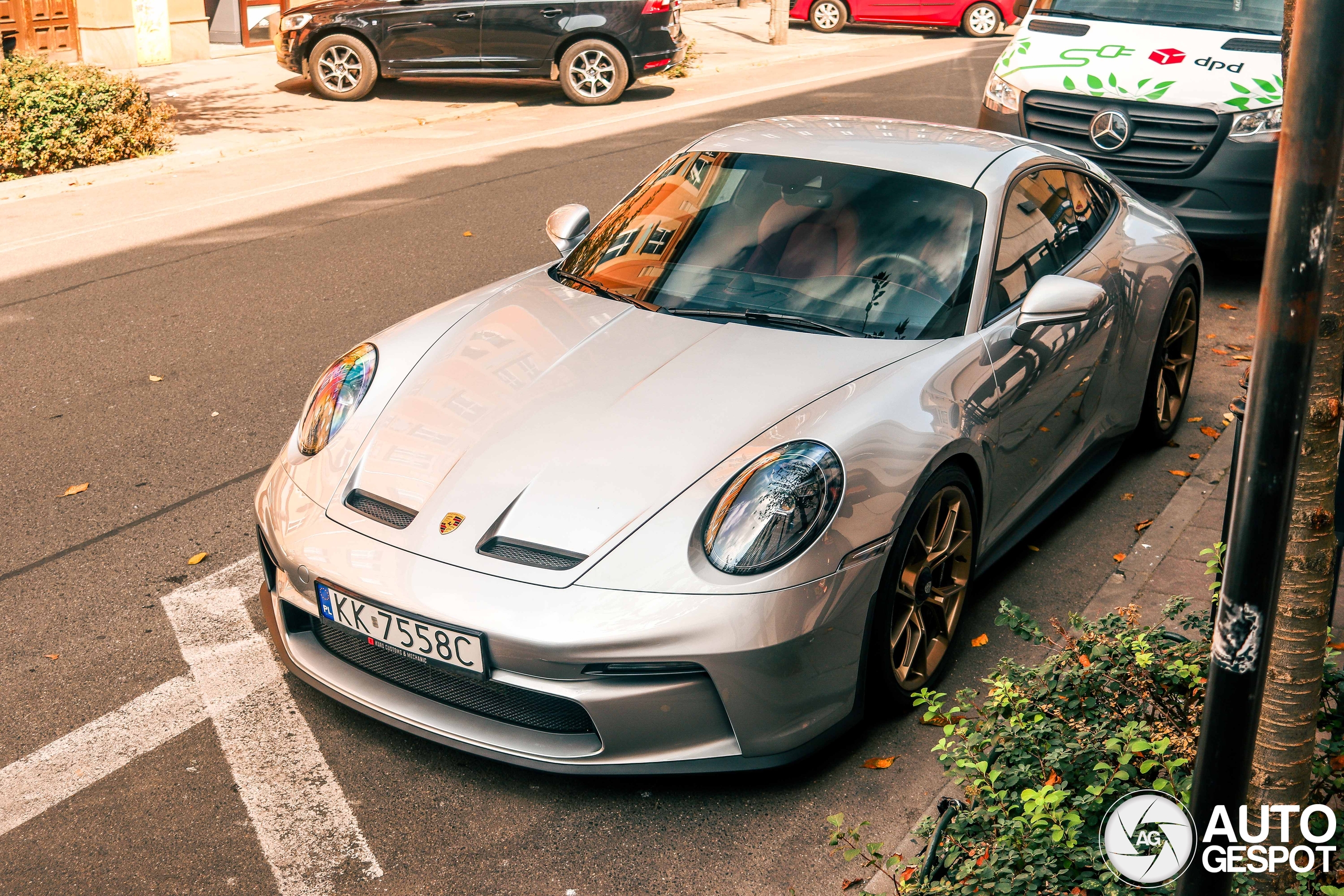 Porsche 992 GT3 Touring