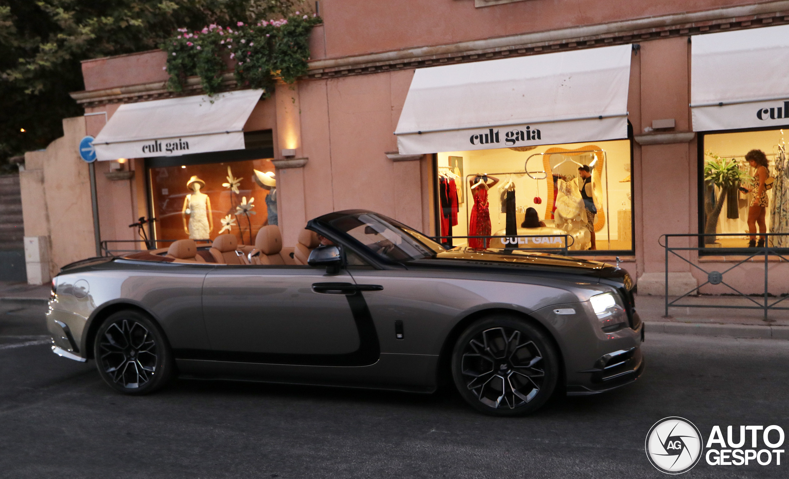 Rolls-Royce Mansory Dawn Black Badge