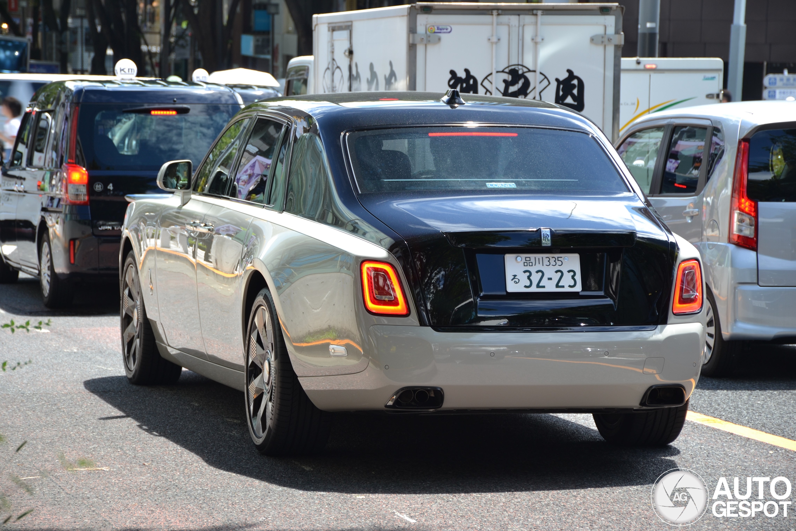 ROLLS-ROYCE PHANTOM ＩＩ Rolls-Royce Phantom Drophead Coupé Series II - 23 February