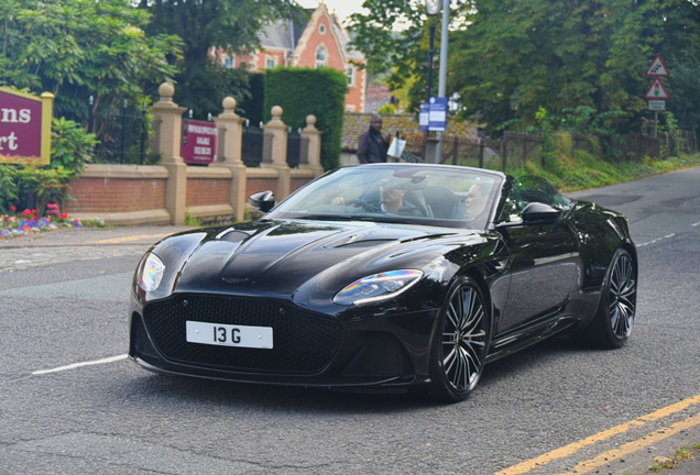 Aston Martin DBS Superleggera Volante