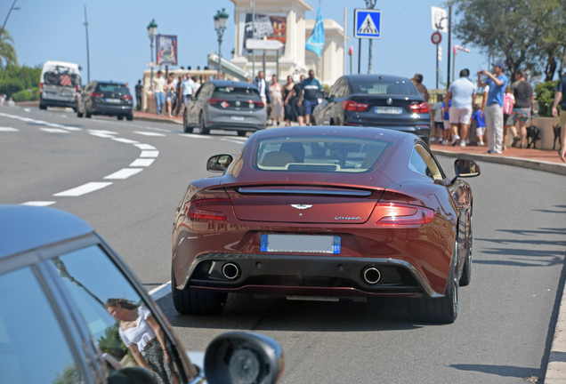 Aston Martin Vanquish 2013