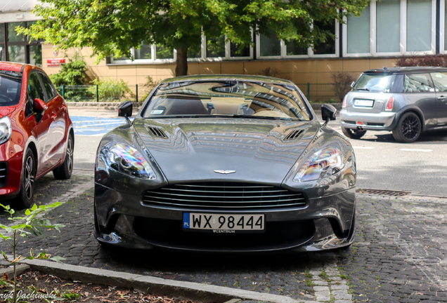 Aston Martin Vanquish S 2017