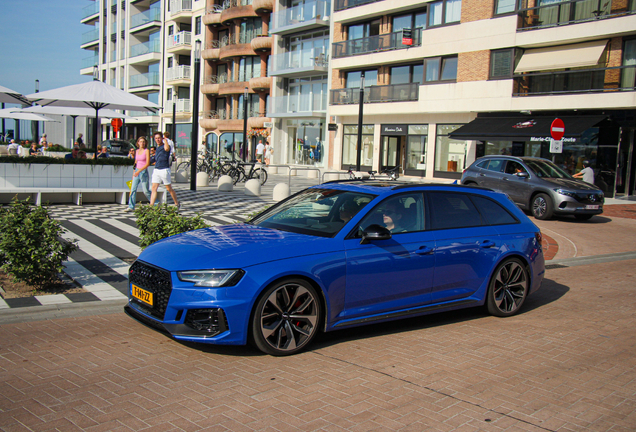 Audi RS4 Avant B9