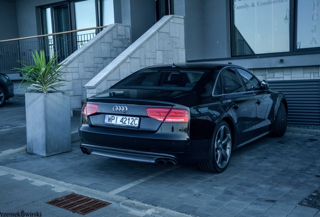 Audi S8 D4