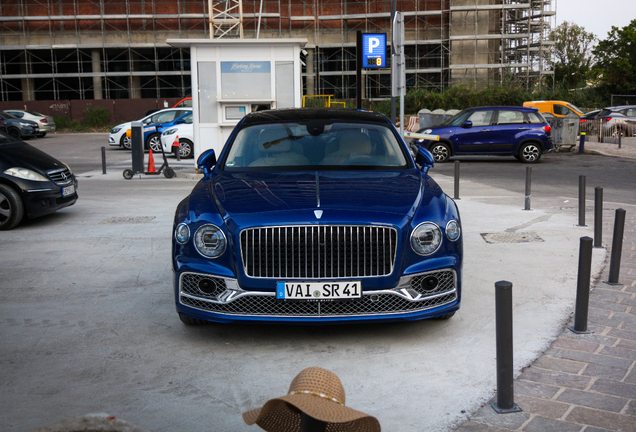 Bentley Flying Spur V8 Azure