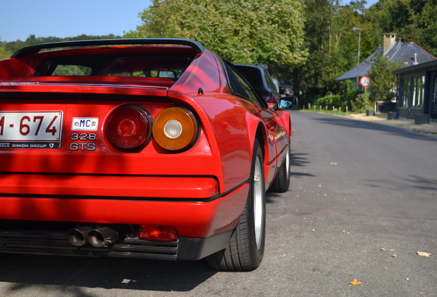 Ferrari 328 GTS